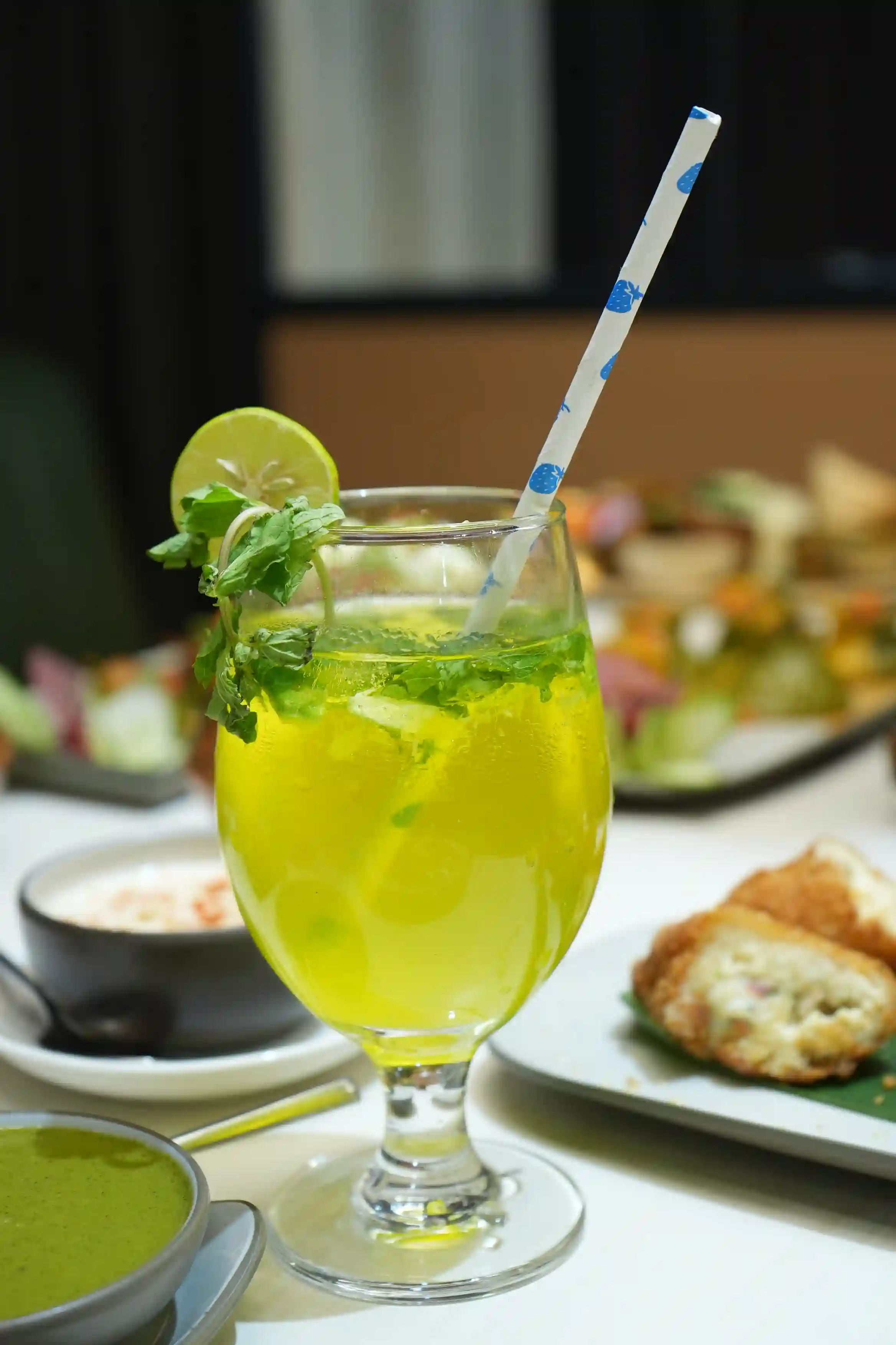 Shakes at Lal Miri